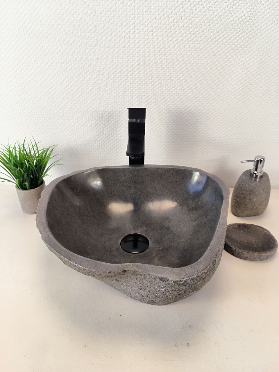 photo_2025-05-28_17-44-12