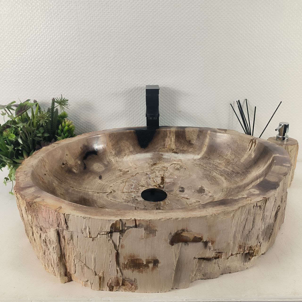 1x5clyumpk9dryqvk9817wakirqp2sq7