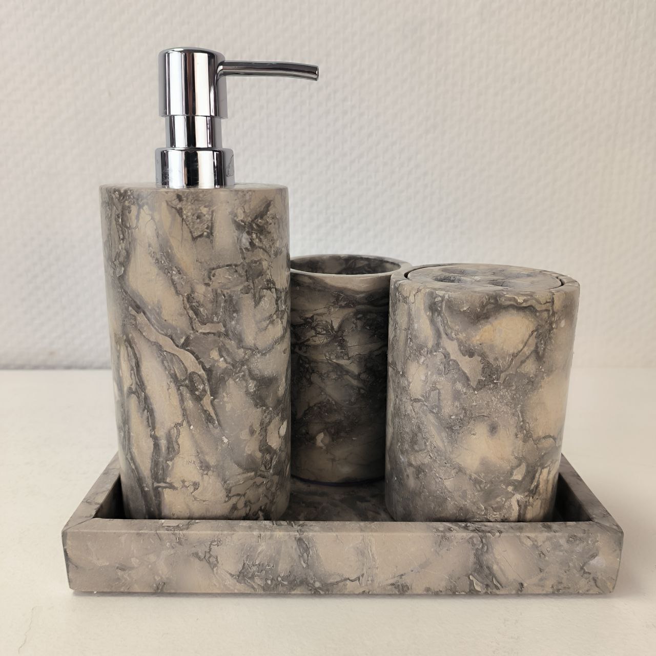 Аксессуары  из мрамора