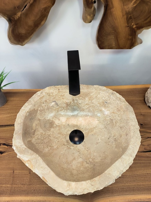 photo_2025-05-17_10-03-08