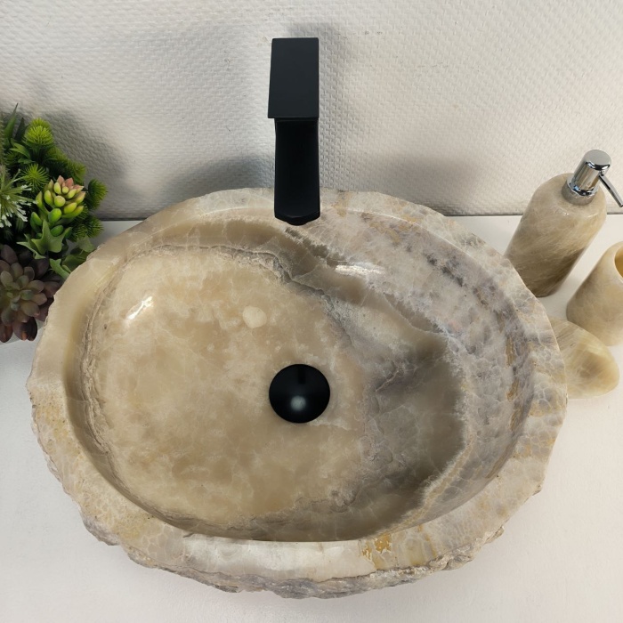 p5n885o365a7ptu9zhgfn7p68tfvmjk5