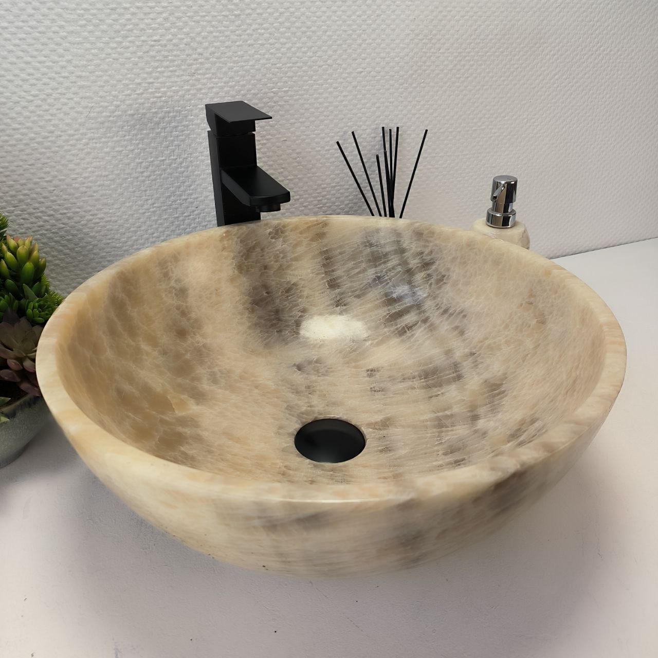 nhhvorj2h511qc3dq3yk5dtanfpk24m4