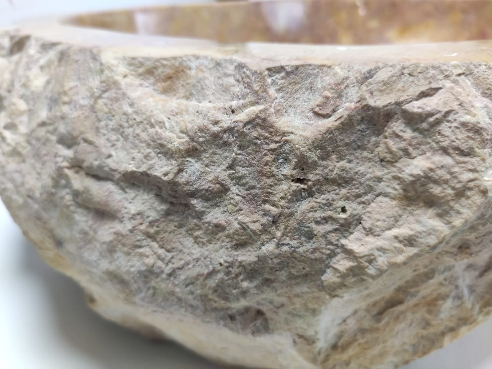 vp9b8200wsyqiqj6f7uv24ia3l23hwv9