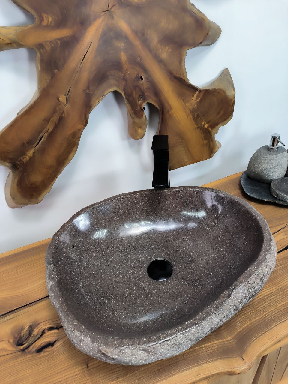Раковина из речного камня RS-66431 55х42х15 из натурального камня