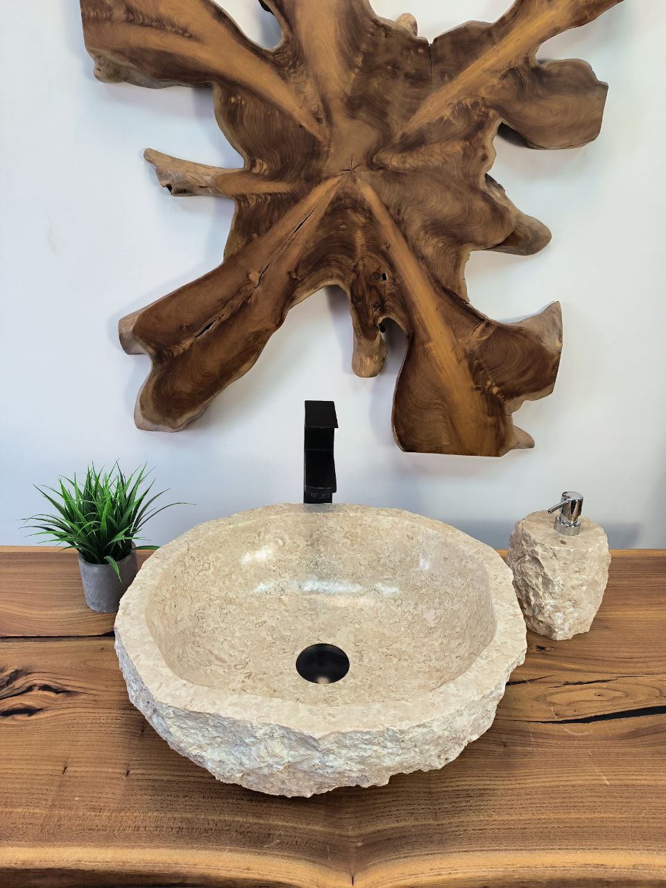 photo_2025-05-15_11-12-55