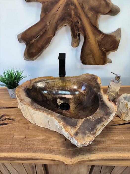 photo_2025-05-15_09-55-17