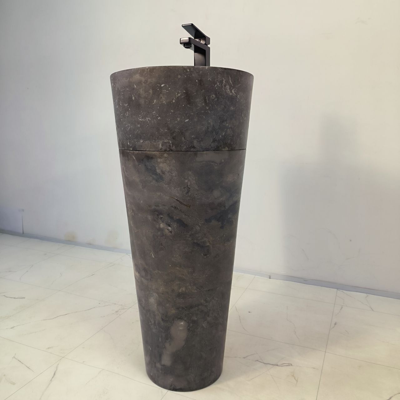 Раковина напольная из мрамора Black MN-66120 (40*40*90)