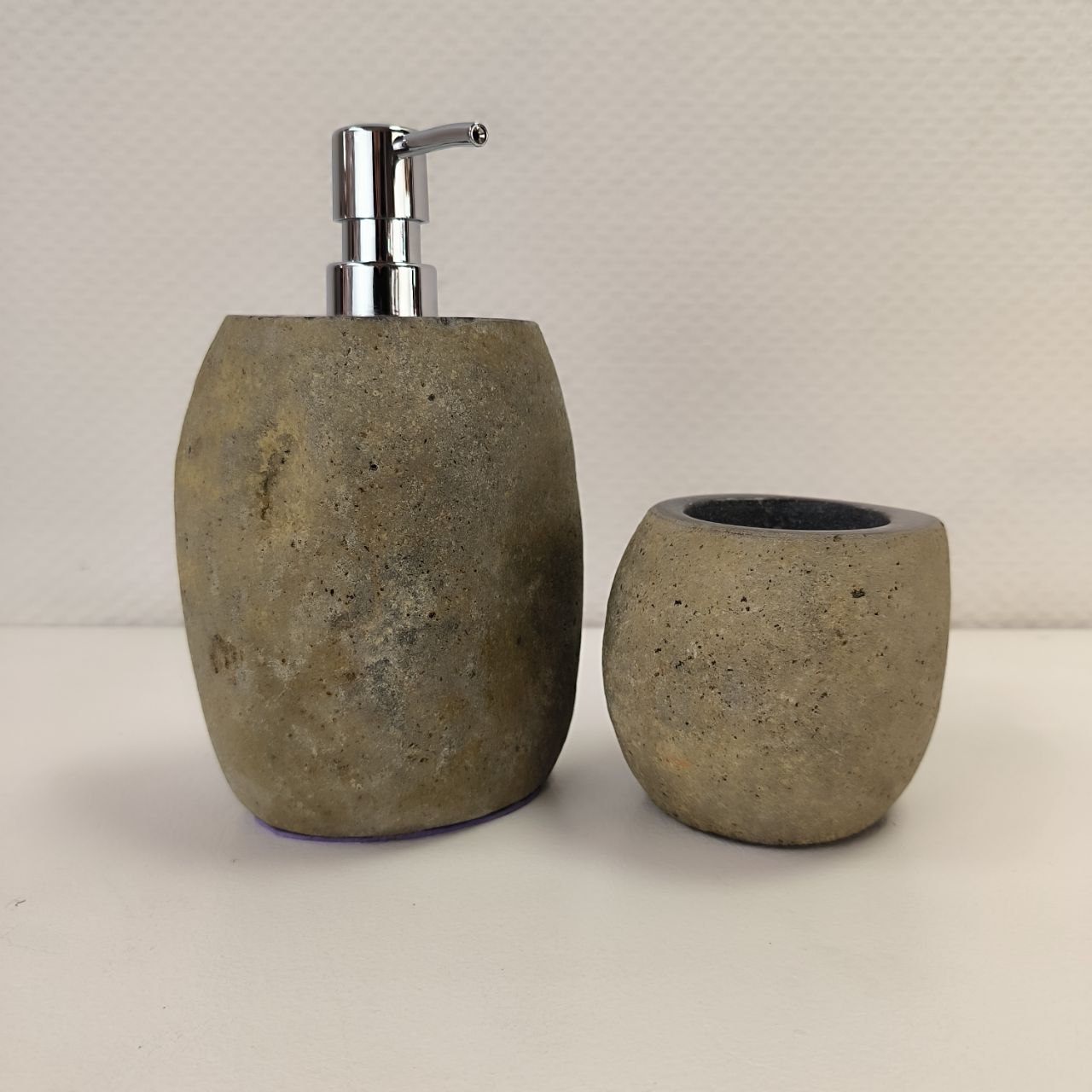 9eqe3hibscvdn18xdphgwpuj8tbe3ny1