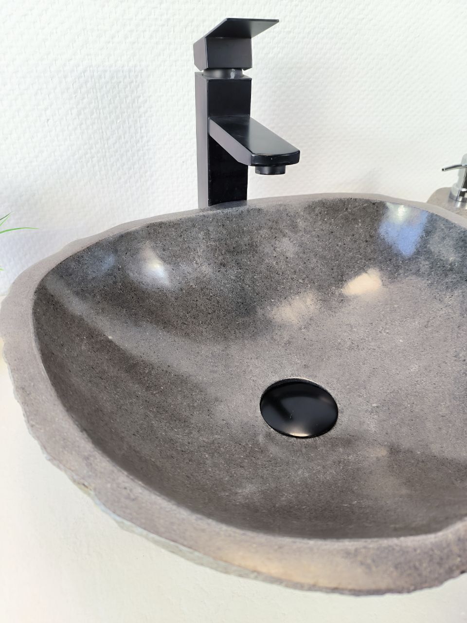 Раковина из речного камня RS-65965 42х38х15 из натурального камня