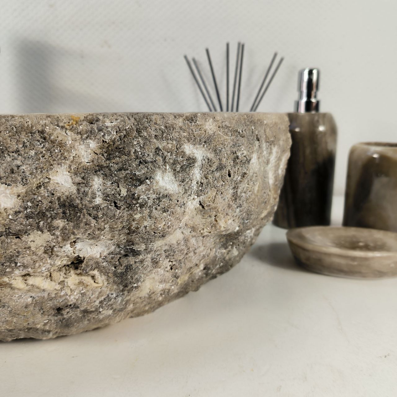 ynrqs8xcfrgisim10wjl03ot8aoqj0h1