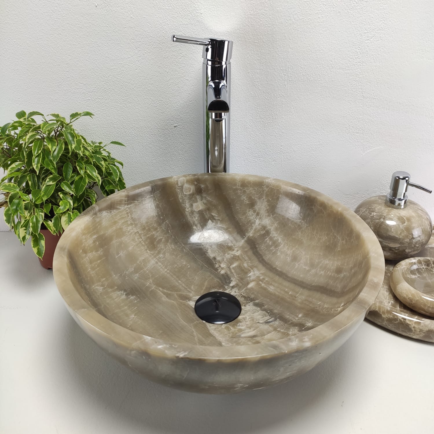 z8jfn7u9k5e9kln5s5wkmp1hx3oqo4gv