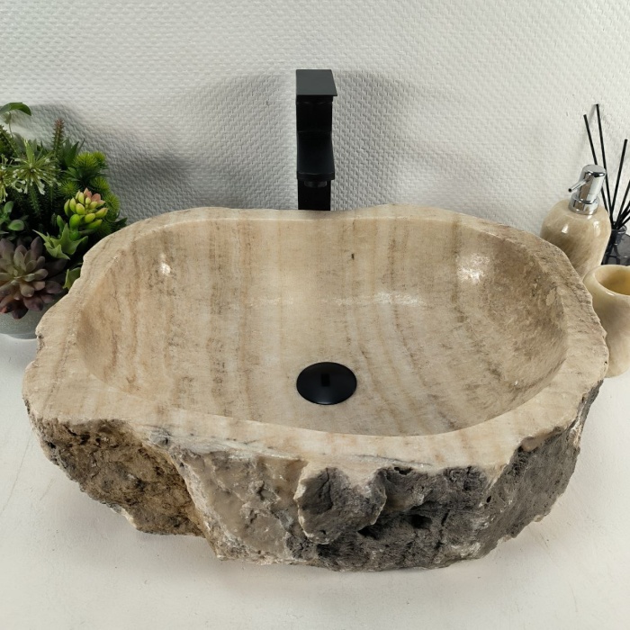 mfz9egi30bkynlf576kzy8toycbb9n27