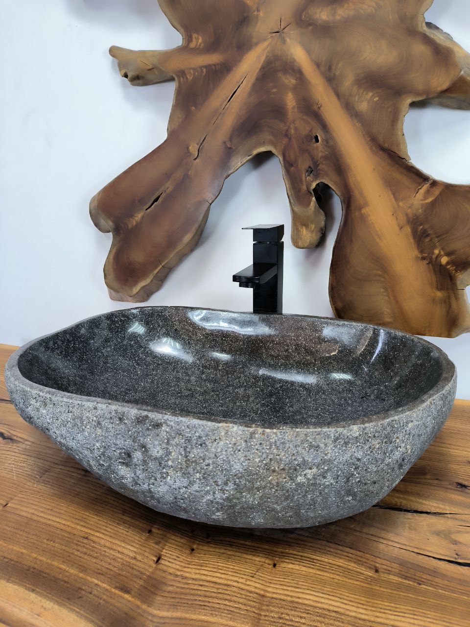 1abf7d70-baf0-41ef-b1fe-411fd21046a1