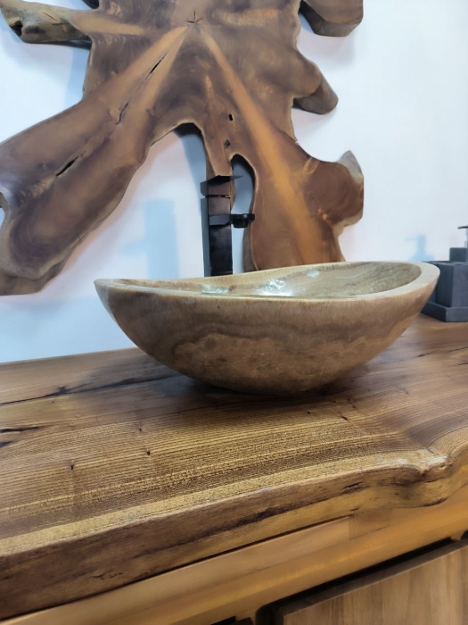 1be59261-6102-40b3-938c-62b99d1b87ea