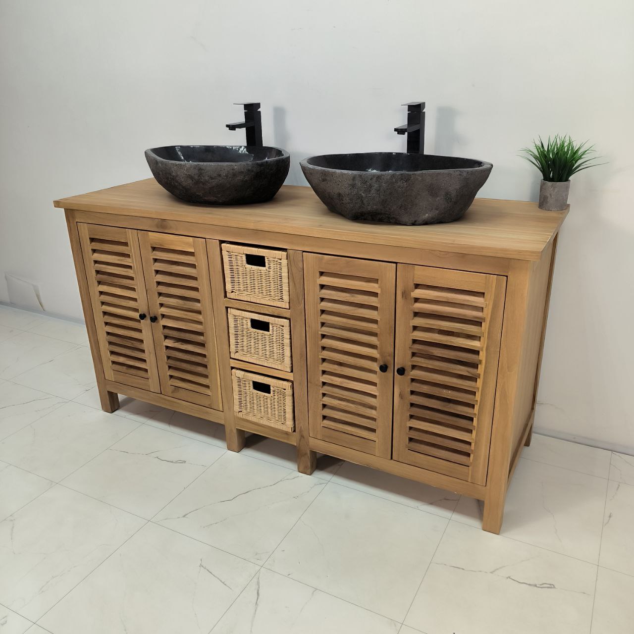 1f4092d0-e115-42c4-b2cd-90e71b5b0ad8