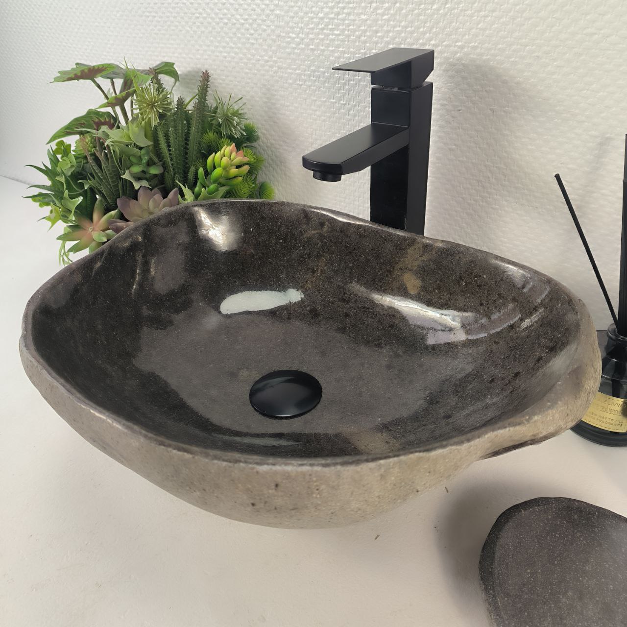 5vzjj4rnbfi3icm8jumtsm2yjq04a9o4