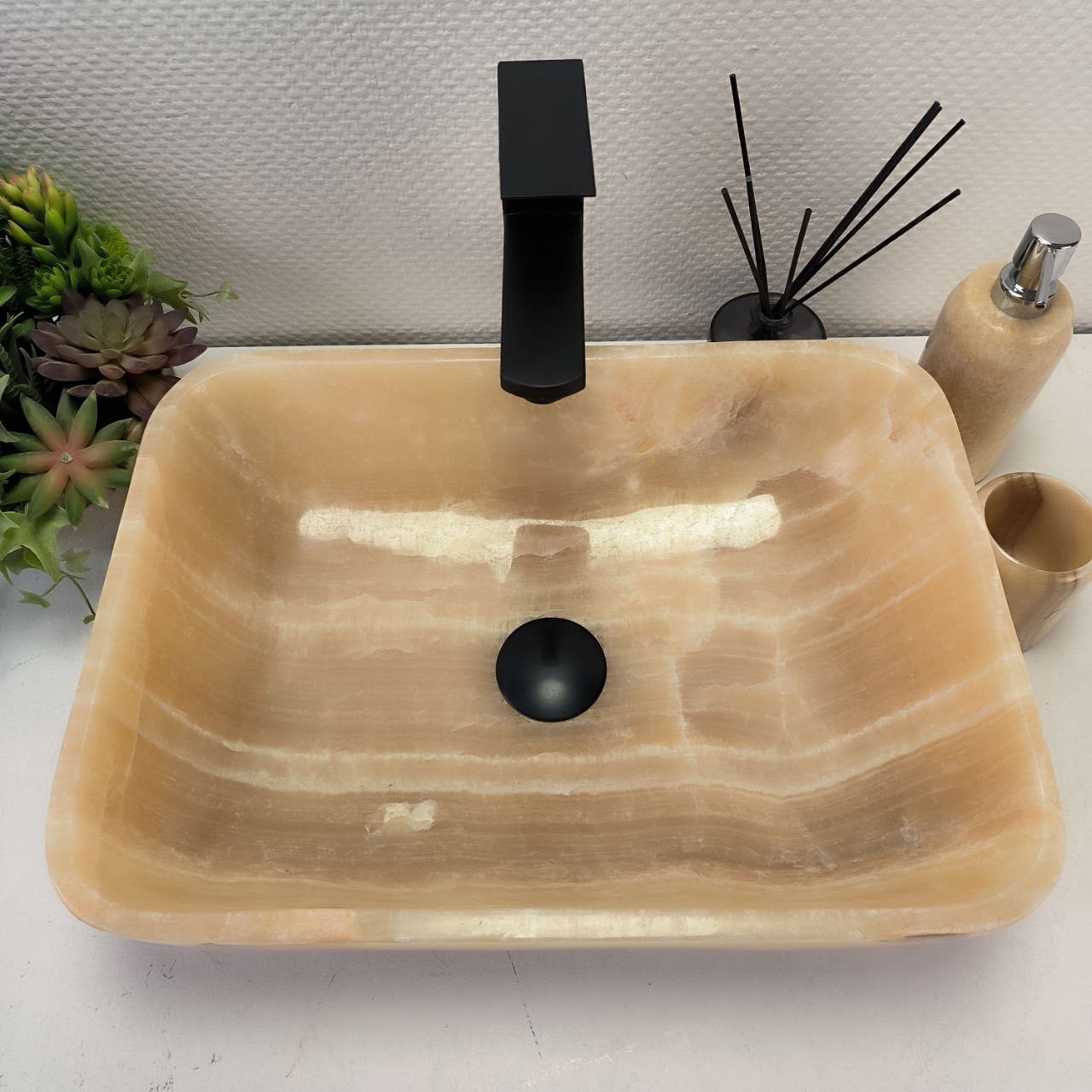 vtmws2aedy4sam9o0k43rud7qjmg250x