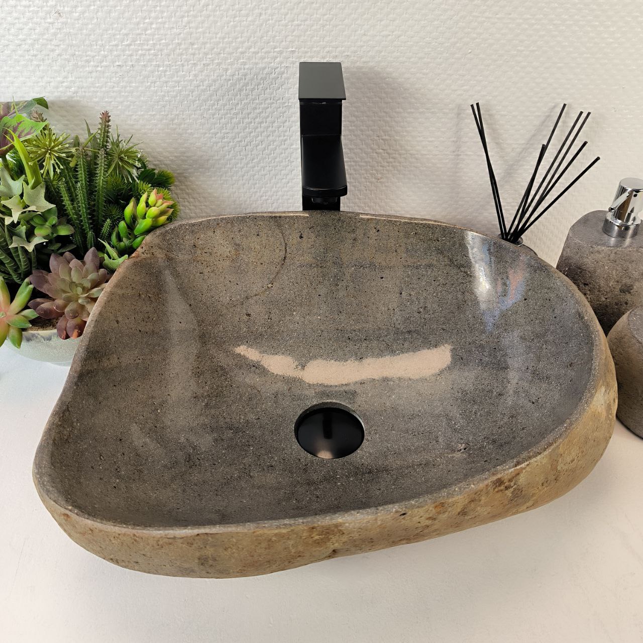 photo_2024-05-03_10-10-39 (2)