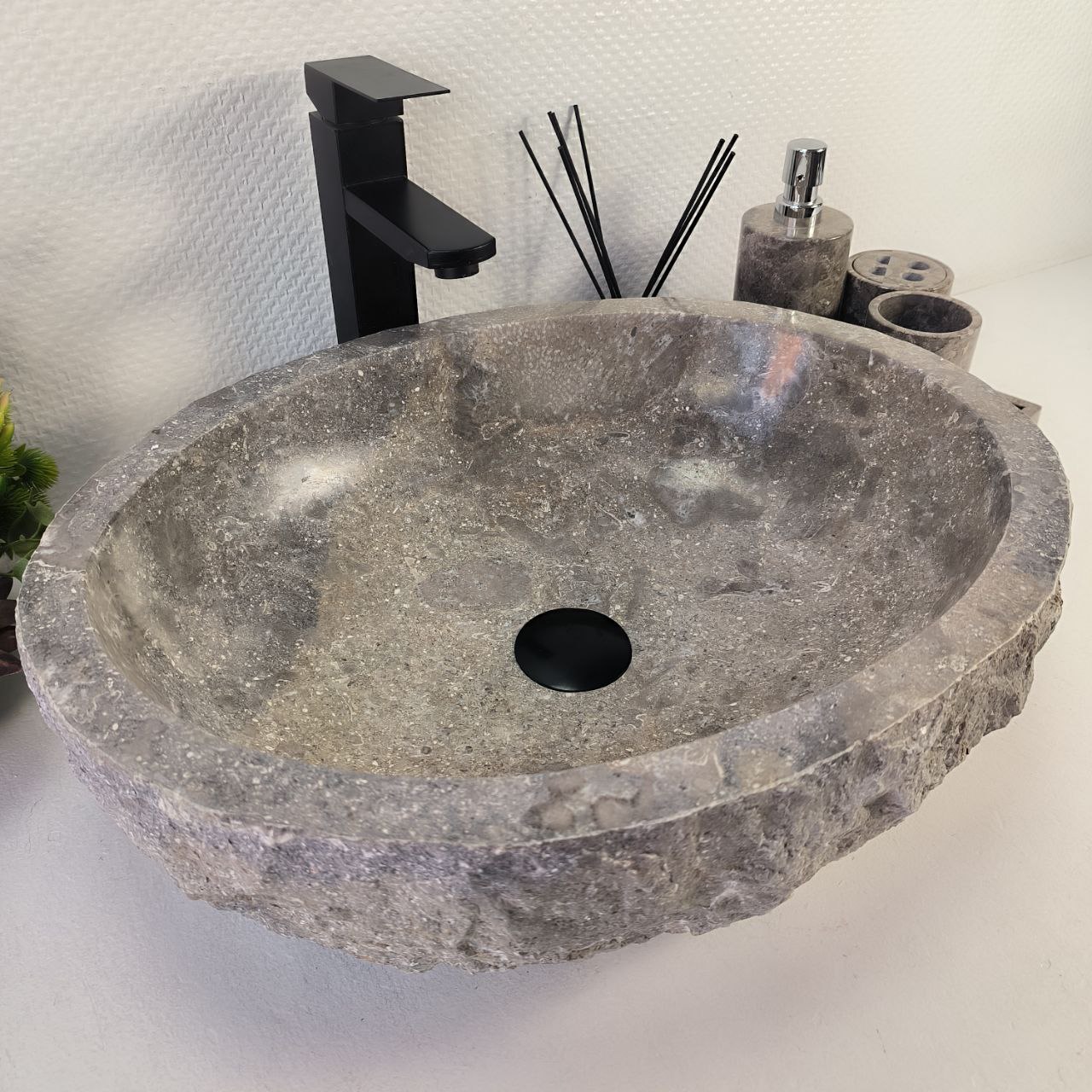 qei9nrijh9ua3frailsivjb3uh6kv6km