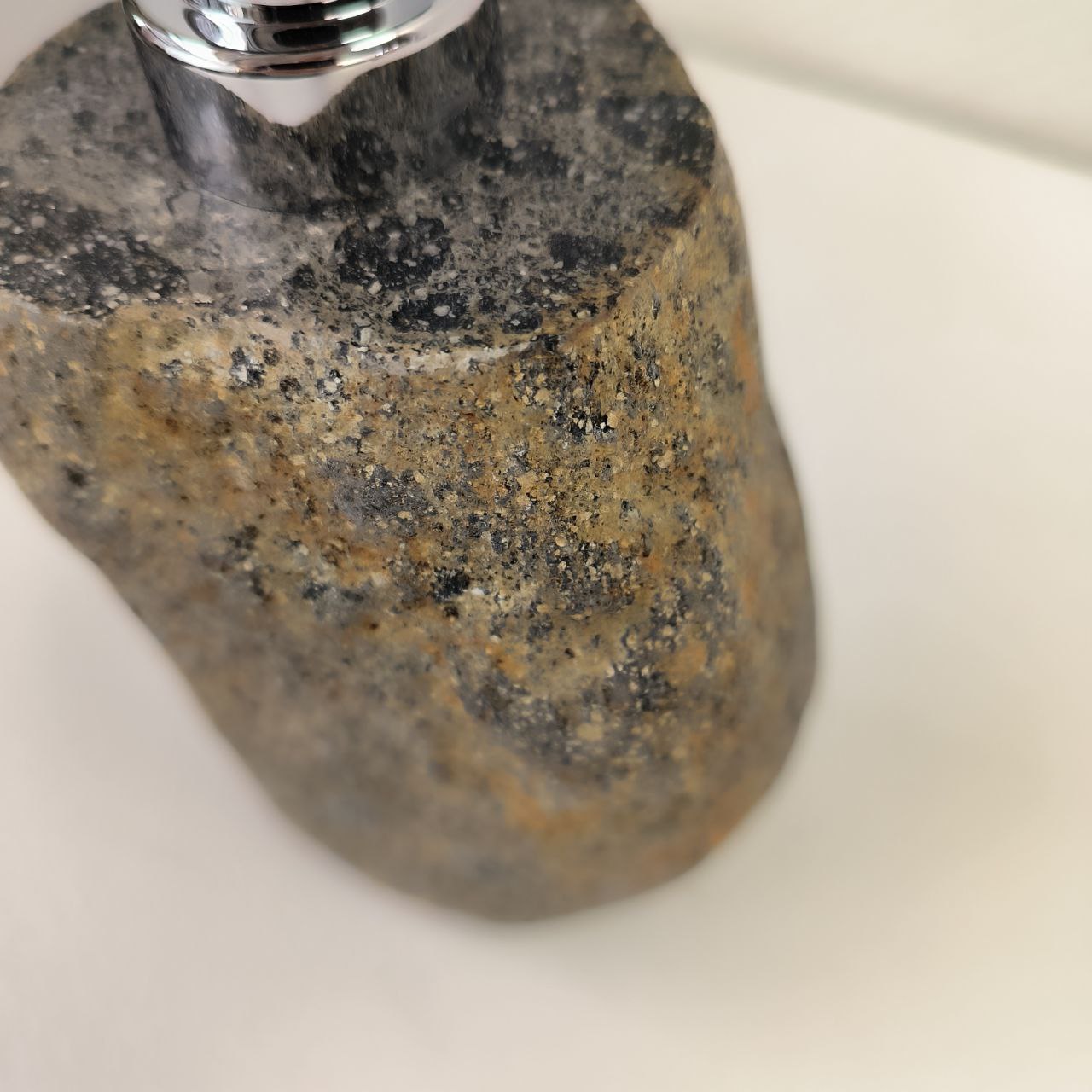 yuzoqkahzrufq151dfsuaqi0pwp725vf