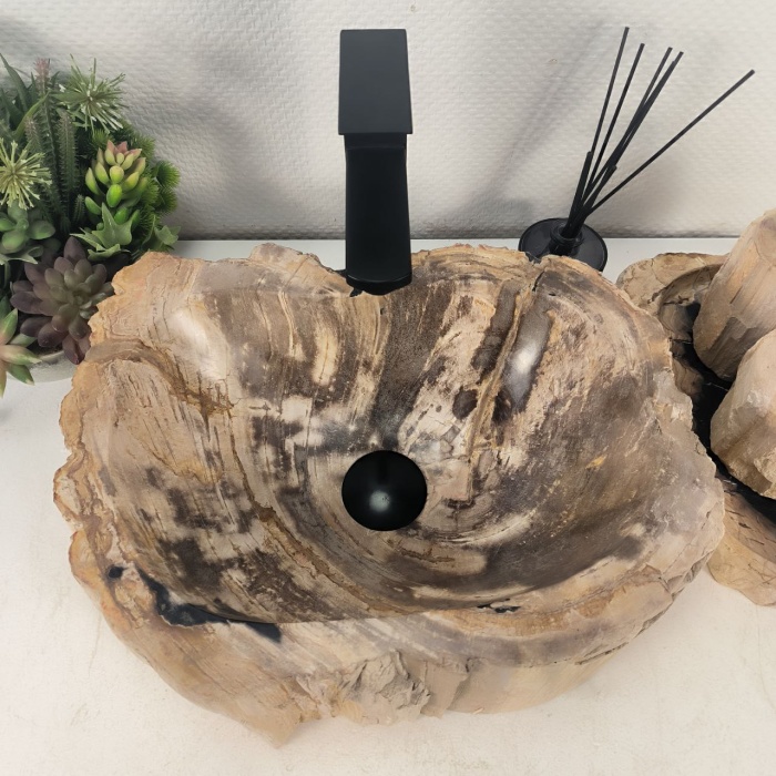 fqhsn5bhogkvo6f3vlgtxd151g2jcaas