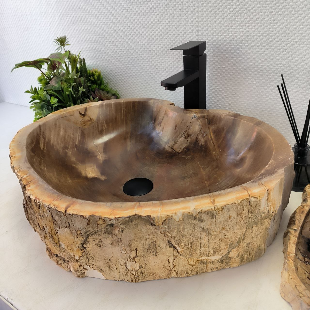 3pvjgi6sxjtb46ghftggri002bnb7ht6