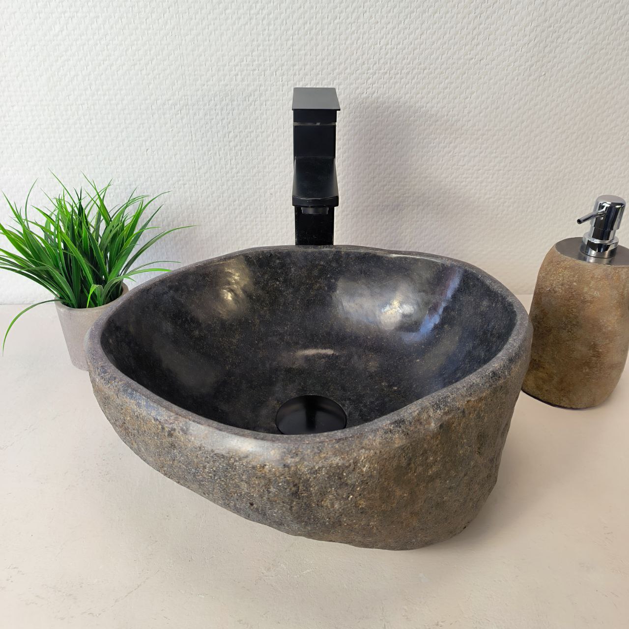 photo_2025-06-17_11-23-54