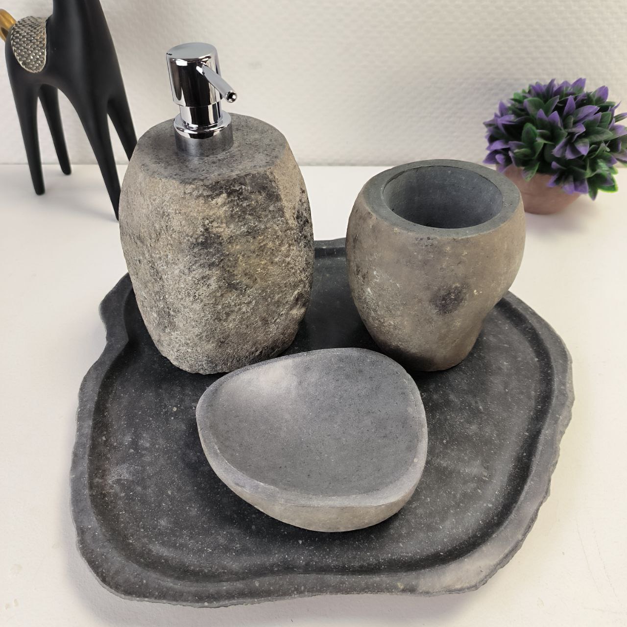 bz88lmsxir8pn3lzf6k2fuvb66yovev4