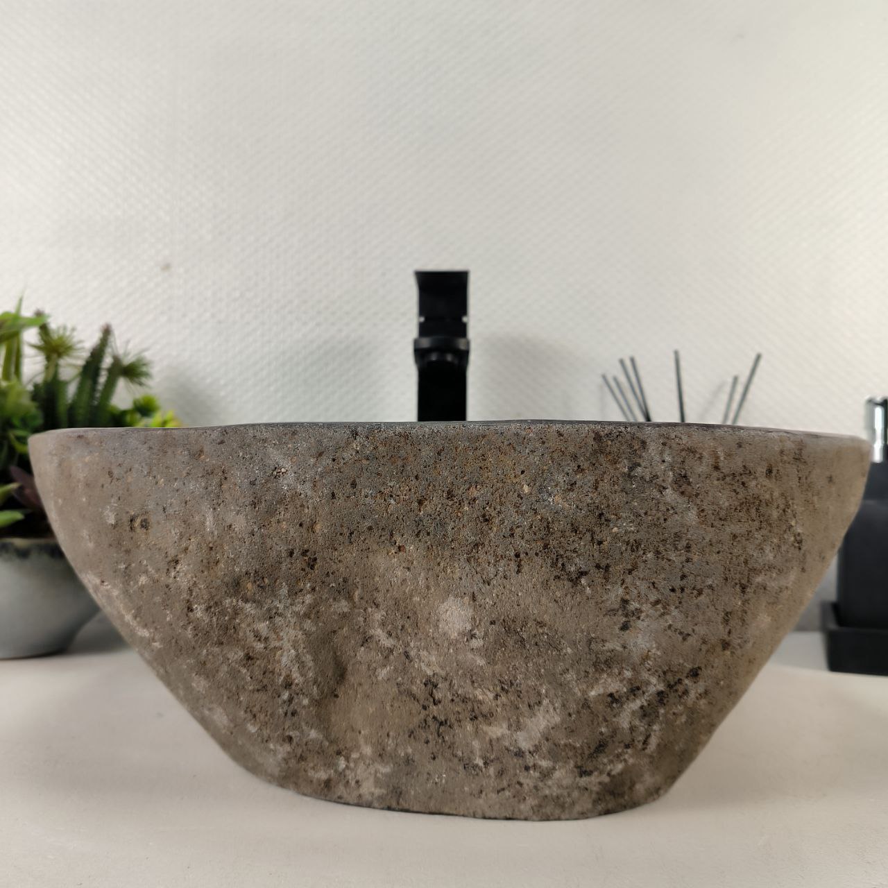 84ftdlb7un1b9vmlaygl9v77kdzu8nah