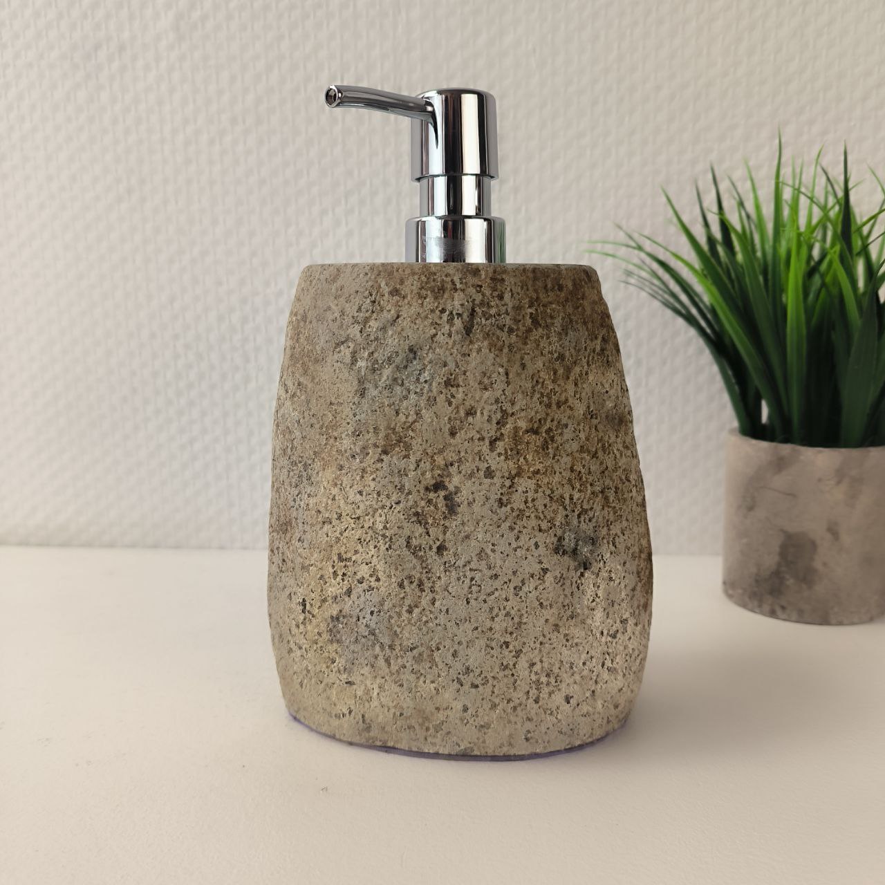 2j4ekc5f8mijhat5en794efeyvek13bg