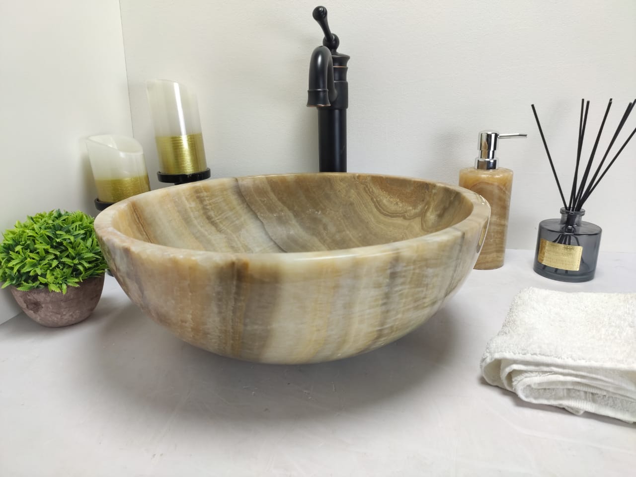 38d558b25c9ce977f8a918c8af4be223