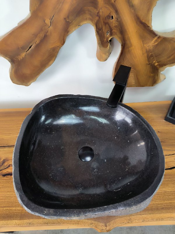 6d48998b-4920-45ed-ab74-a845551edb06