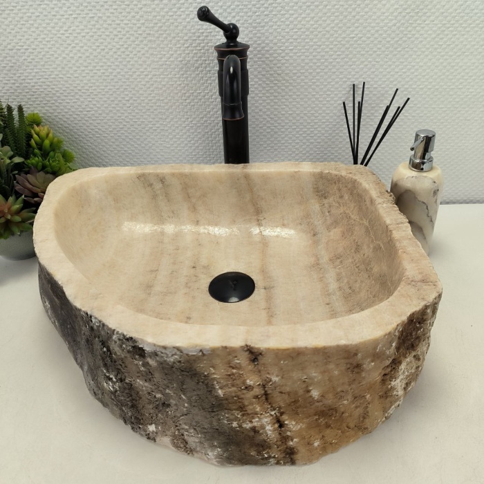 mu835u6euxk6je82b8hml94l97ze4krf