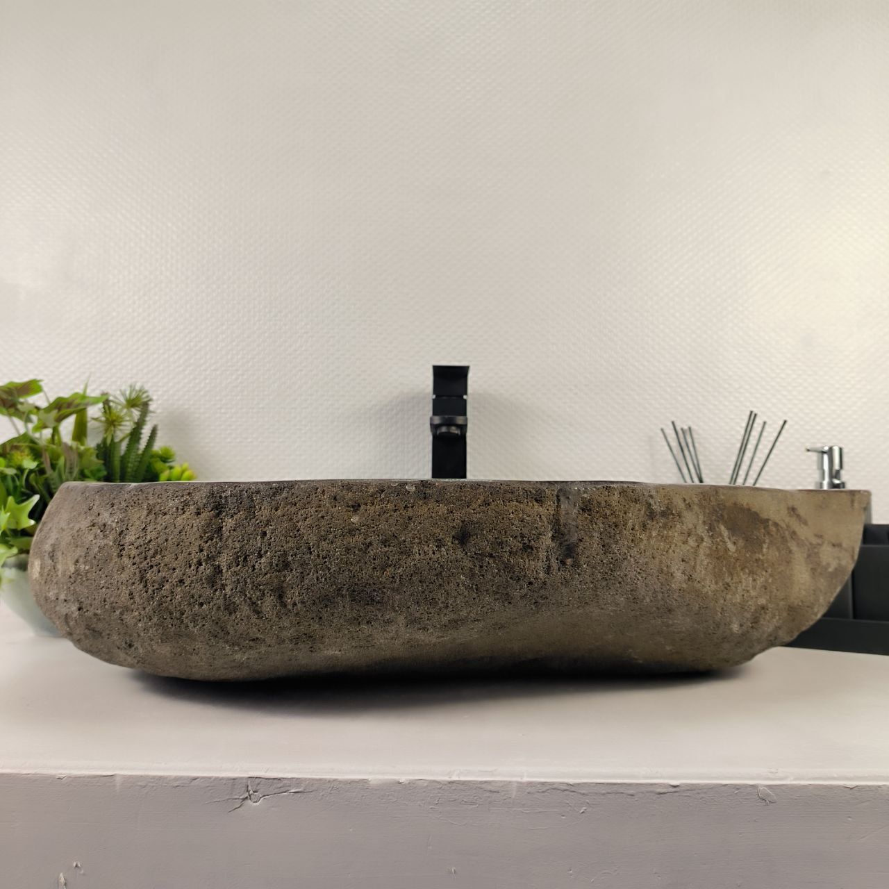Раковина из речного камня RS-64925 70*51*15 из натурального камня