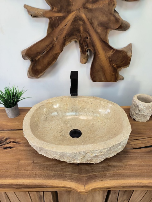 photo_2025-05-17_10-11-31