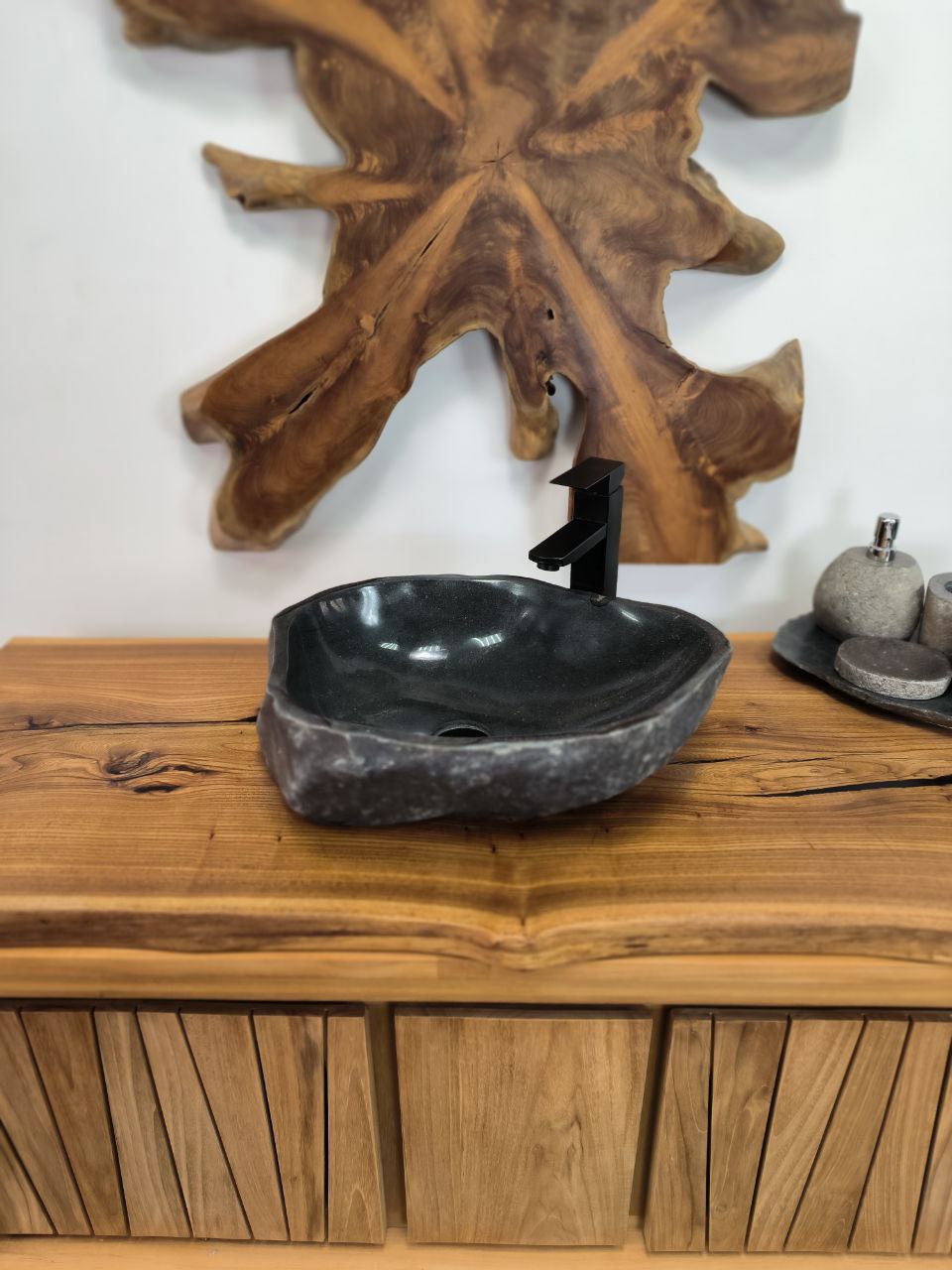 4bd9ac68-1dd1-47d6-9db4-8c367f0c3c06