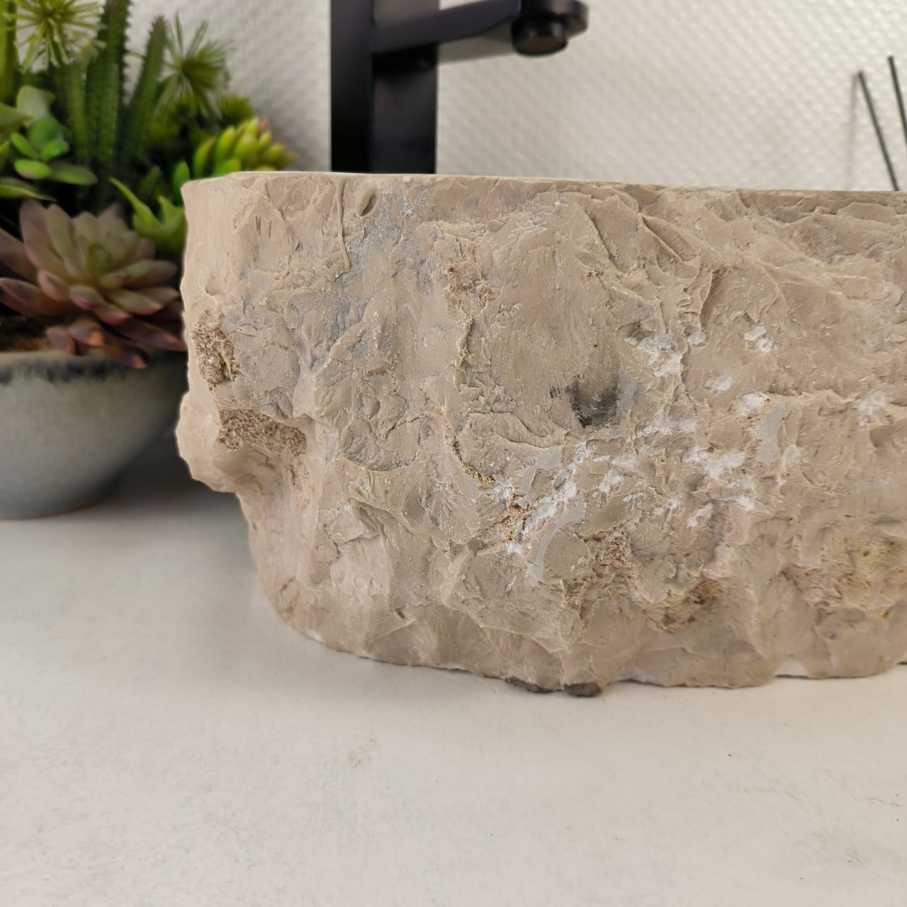 Раковина из мрамора Erozy Cream EM-65570 37*28*16 из натурального камня