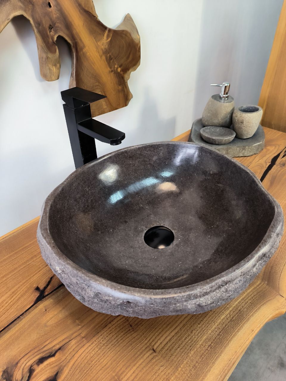 Раковина из речного камня RS-65887 45х43х15 из натурального камня