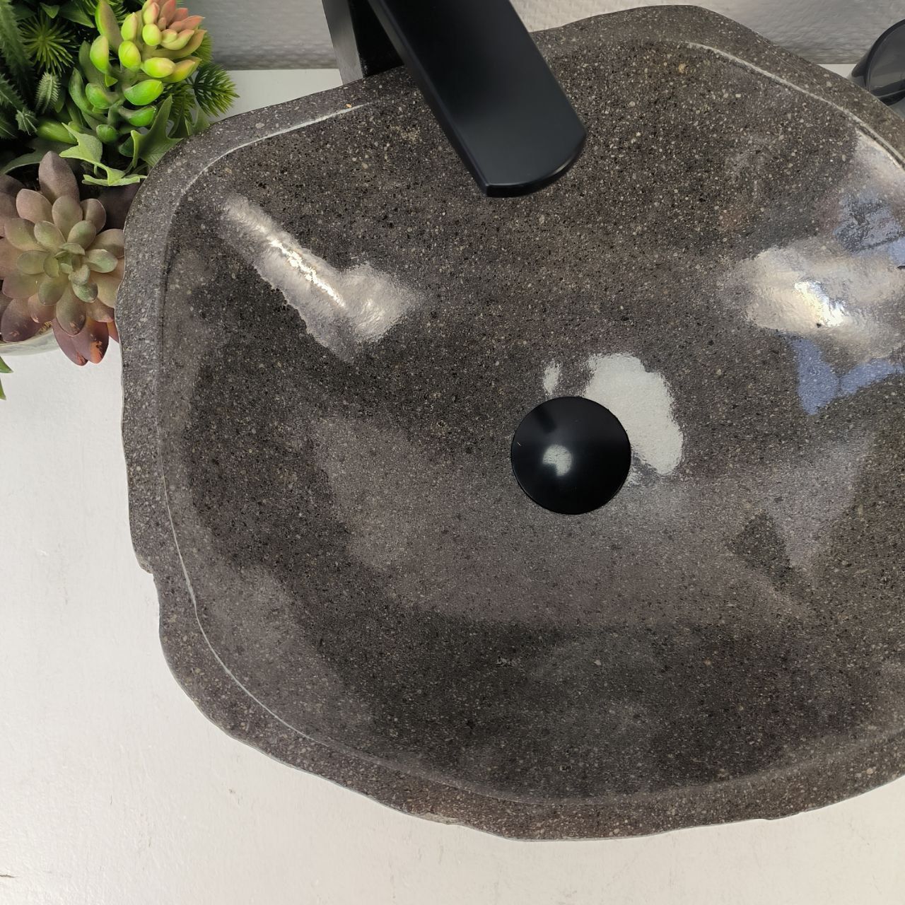 Раковина из речного камня RS-65436 42*37*14 из натурального камня