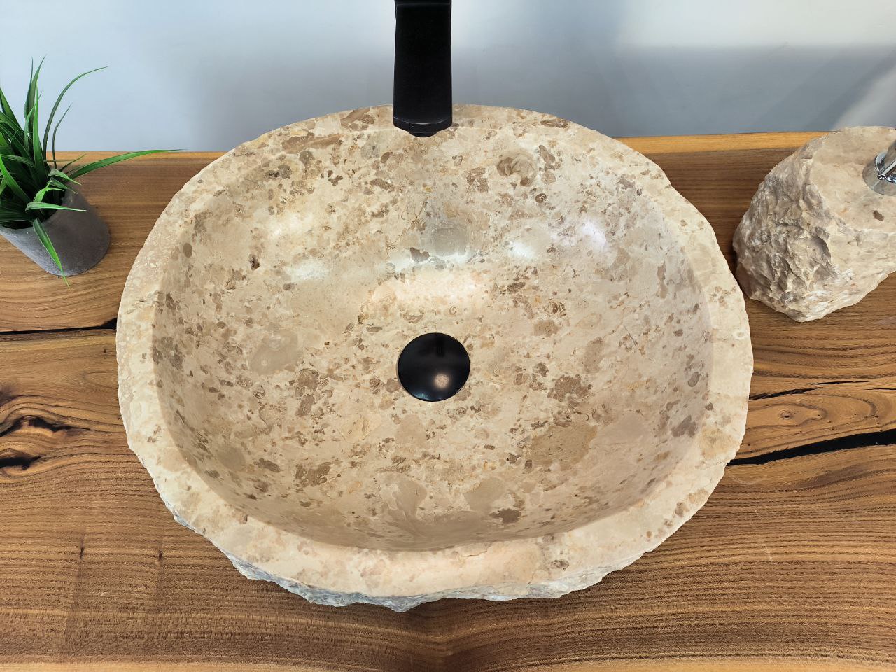 photo_2025-05-15_11-26-40