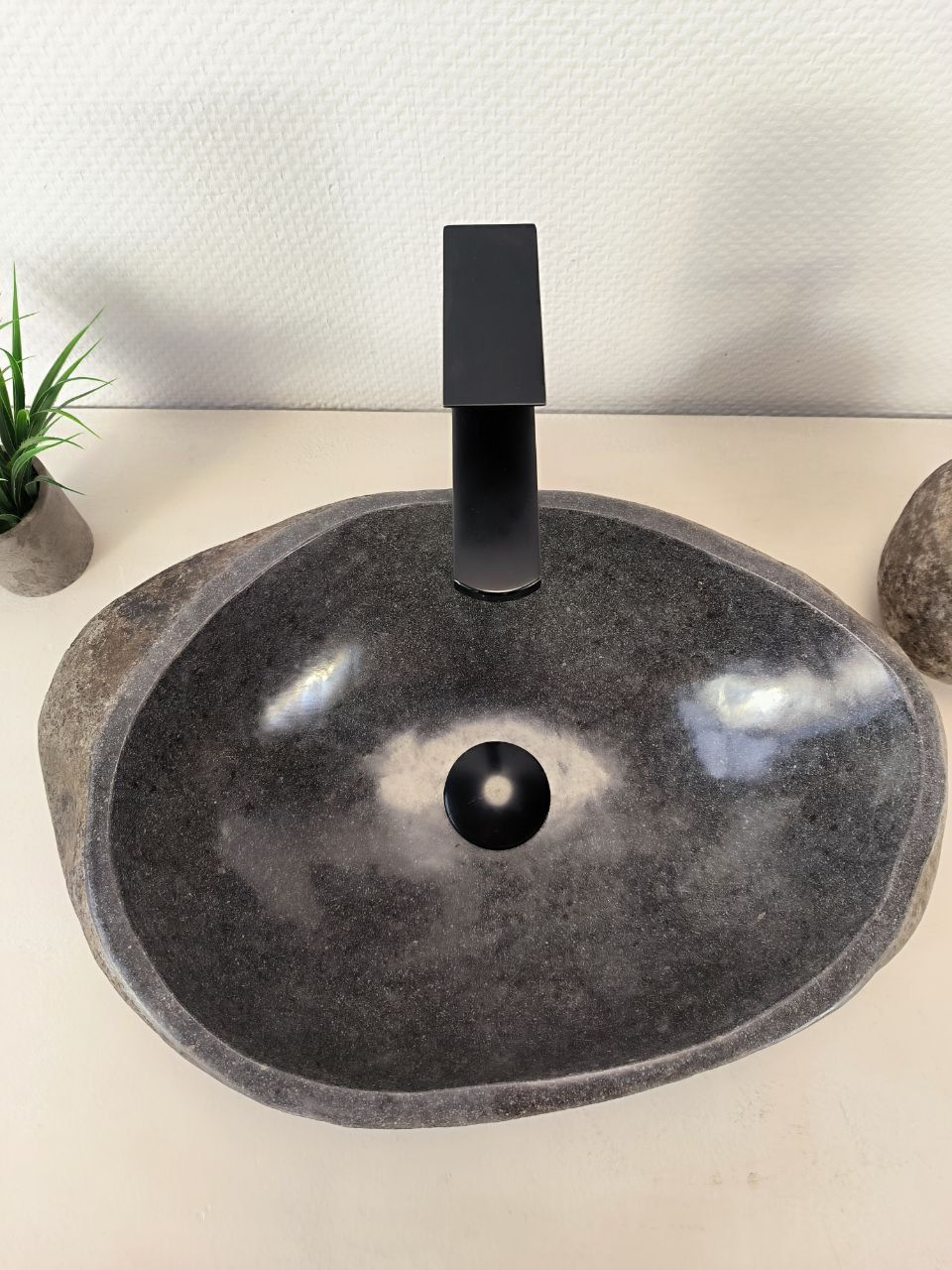 Раковина из речного камня RS-66000 50х33х15 из натурального камня