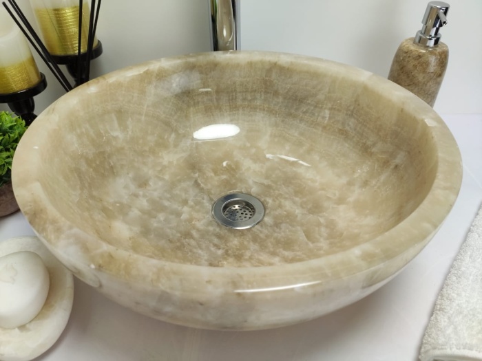 4c1ef0b7e3db435af1bc3e945b6ece7b