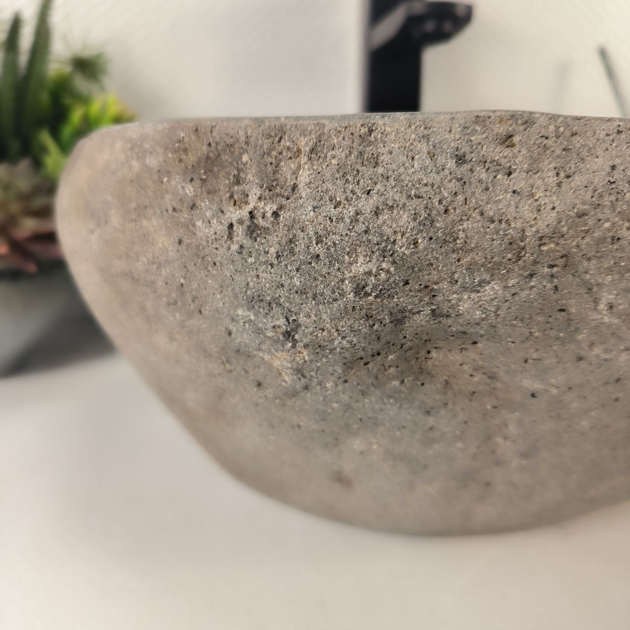 yj4e9t8yh4lqwj54cm1i8ajvl2657e08