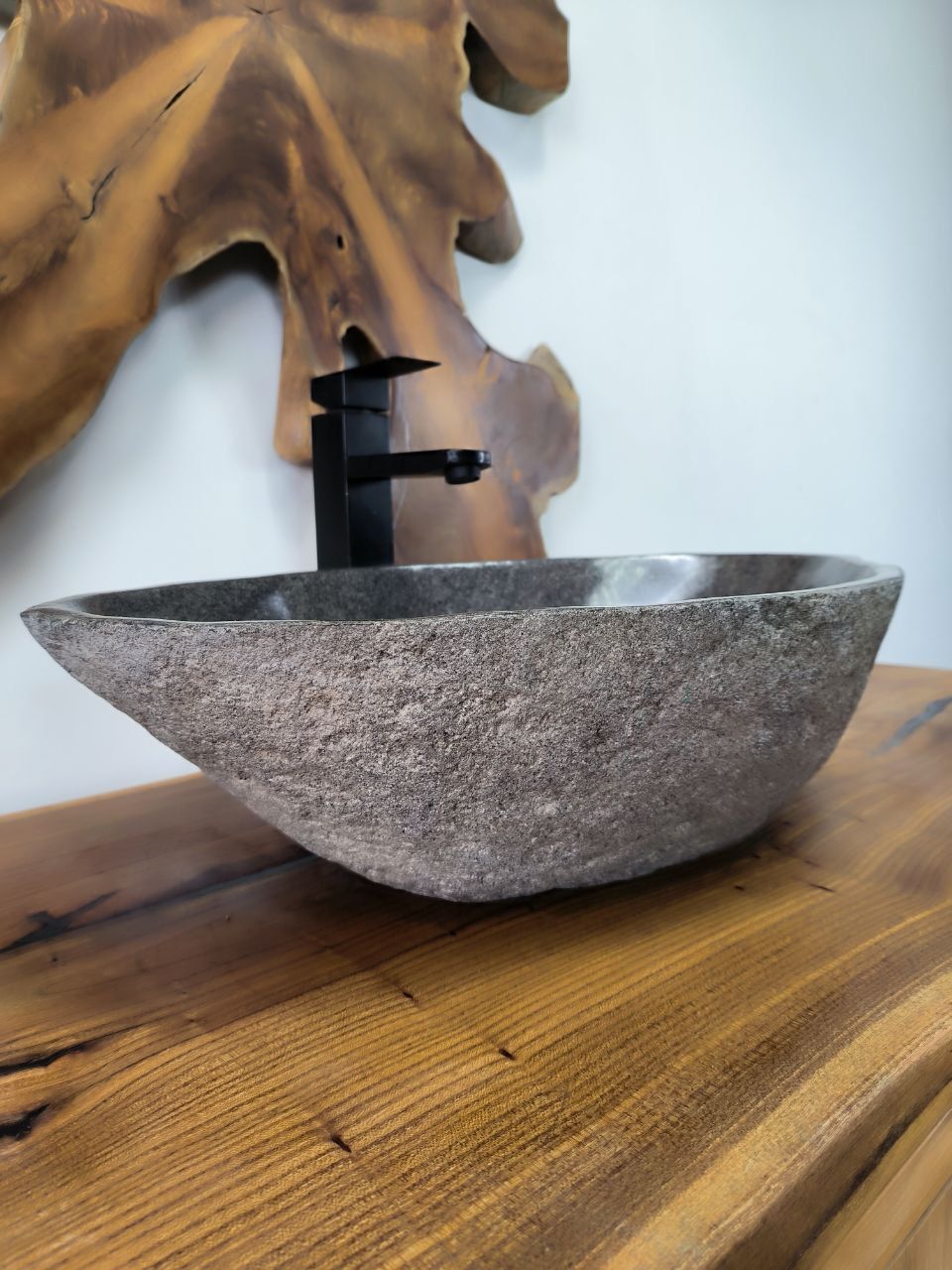 Раковина из речного камня RS-66578 58х37х15 из натурального камня