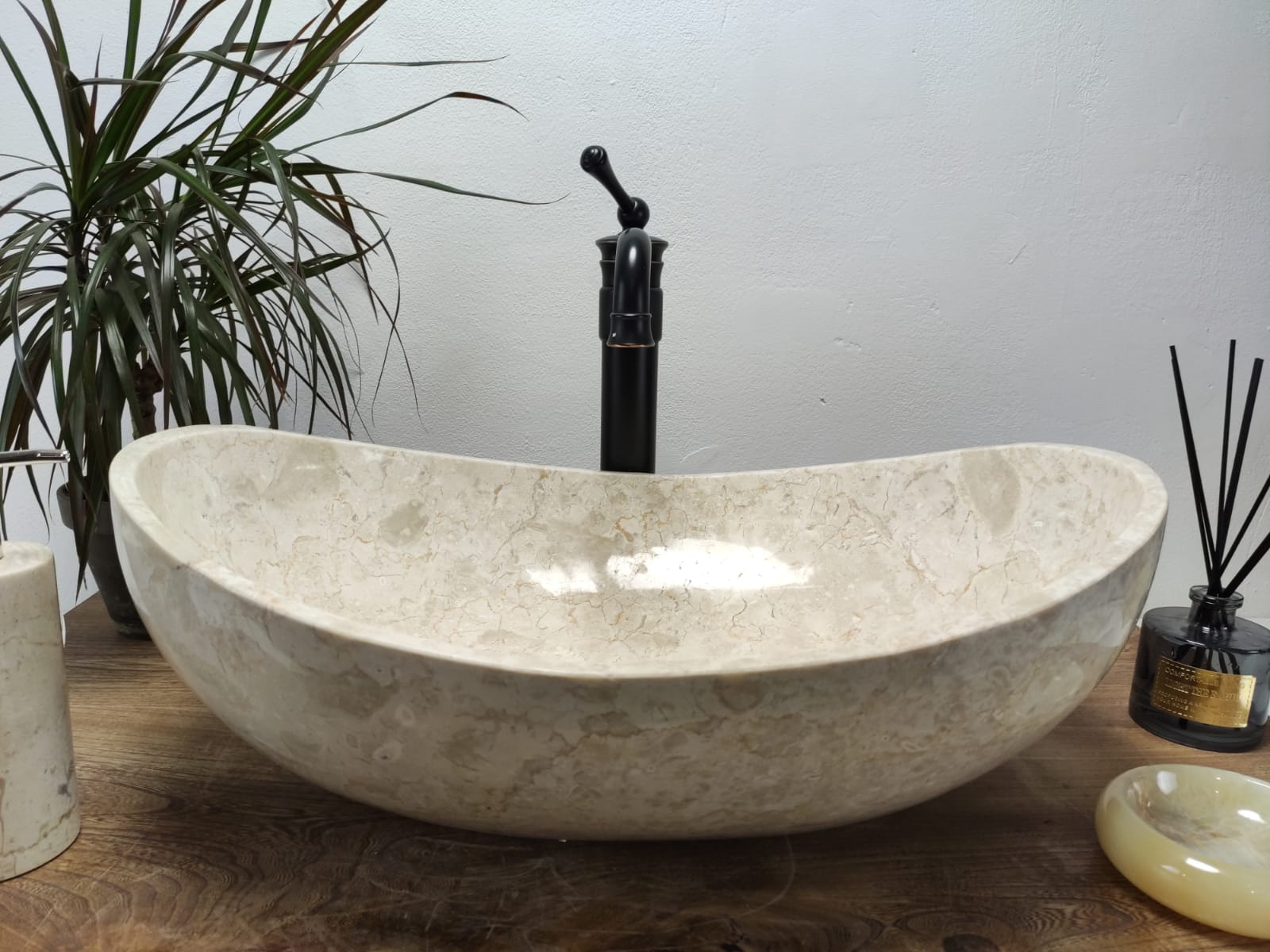 moqzmfzv12s0uwsnli3lam94rjmlkaex