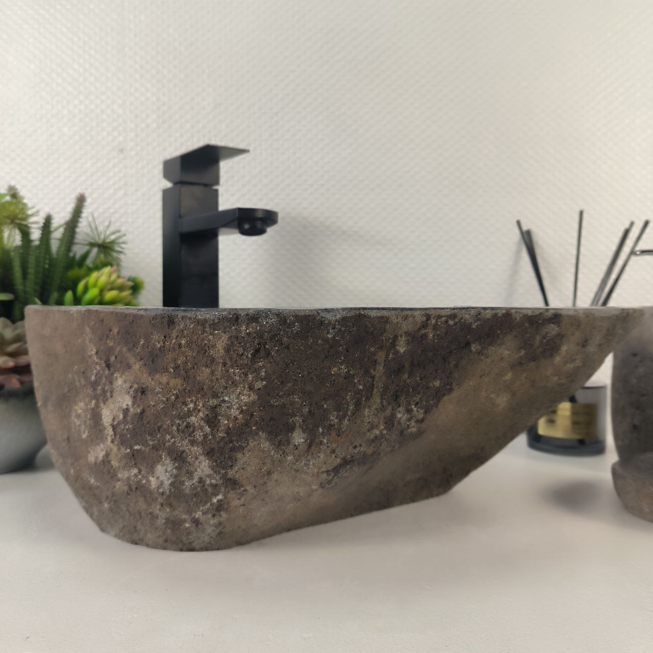 42s4btgx58nsi33da5u1hrgc0nqcba1x