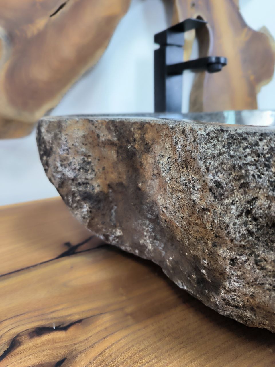 0a7b9c4b-03cd-4866-8581-9e918f67210a