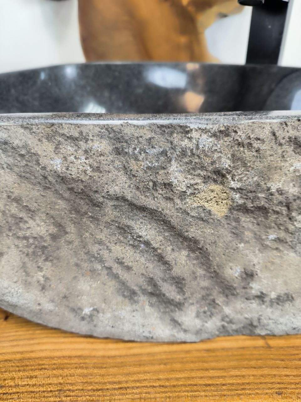 Раковина из речного камня ПАРА! RS-66554 47x32x15 натурального камня