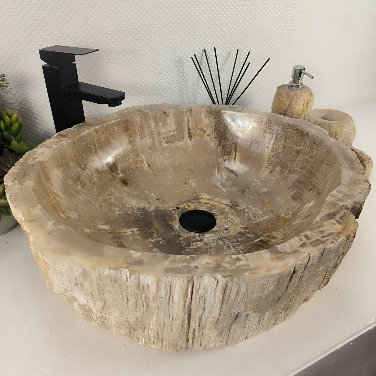 vnjva168kj3vwrfbyvk8l4kwxj11tmgl