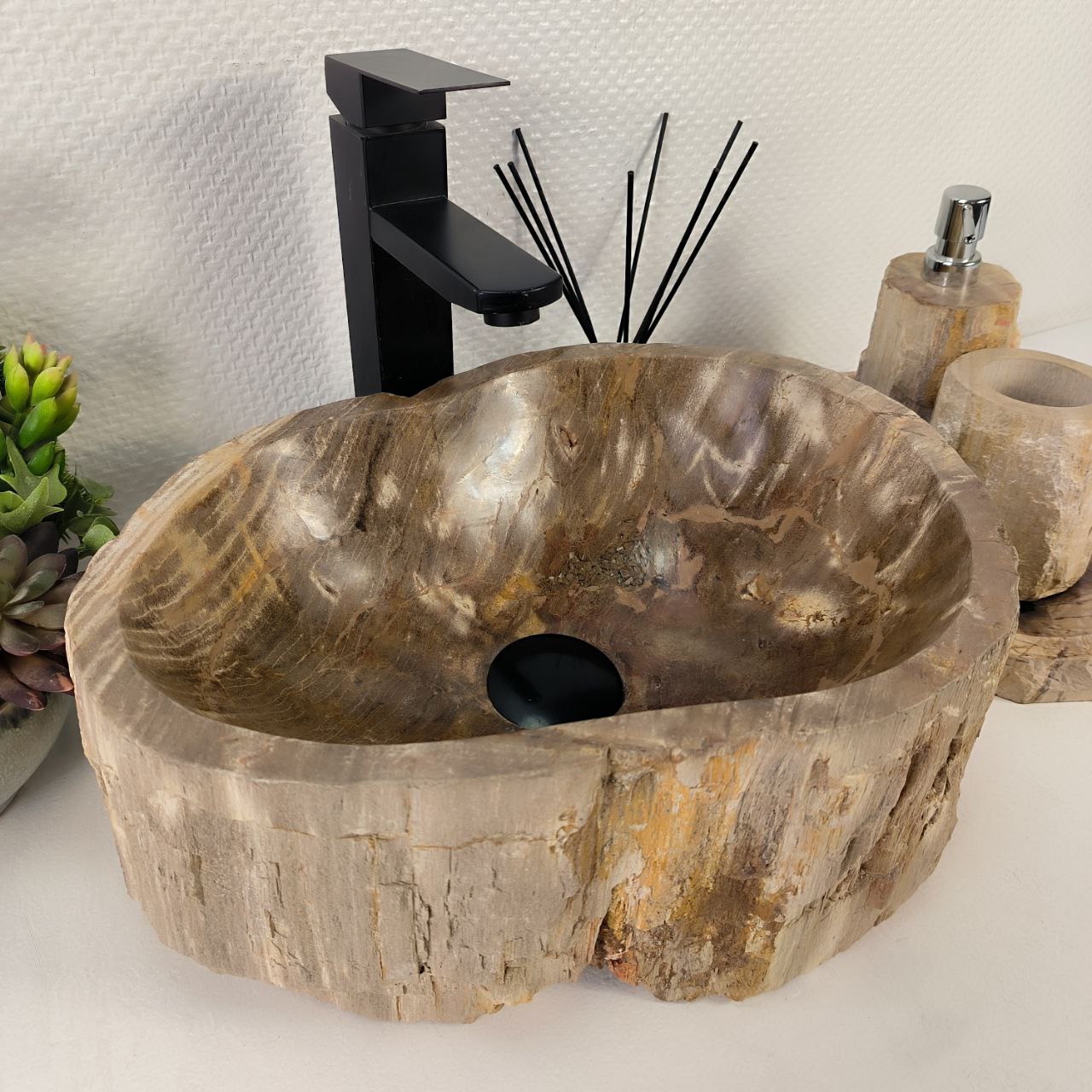 t1e6eh62fp1hcckvlh8euh6sxw8bsier